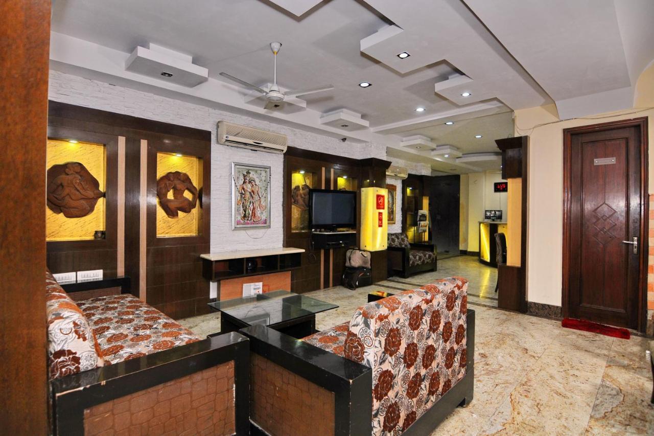 Hotel OYO 5943 TJS Grand Delhi  Exterior foto
