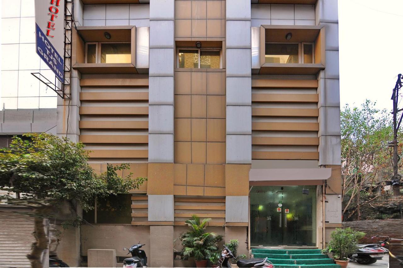 Hotel OYO 5943 TJS Grand Delhi  Exterior foto